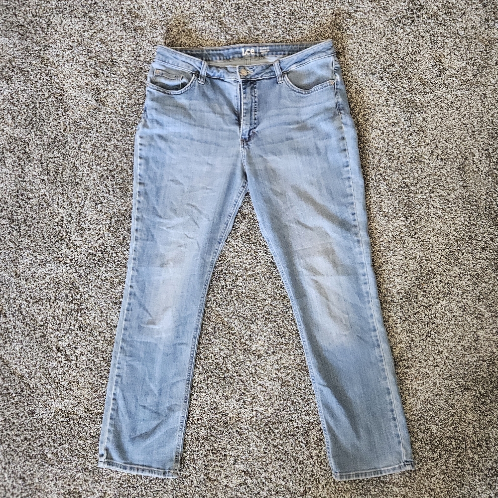 Lee Regular Fit Straight Leg Jeans Light Wash Women's Approx. 16